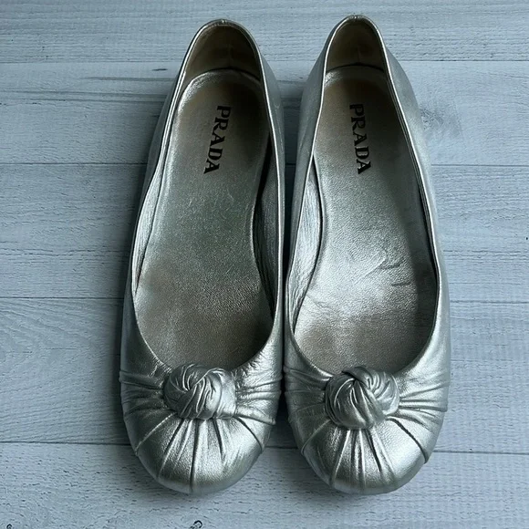 Prada Metallic Silver Leather Ballet Flats Size 5.5 - Picture 3 of 14